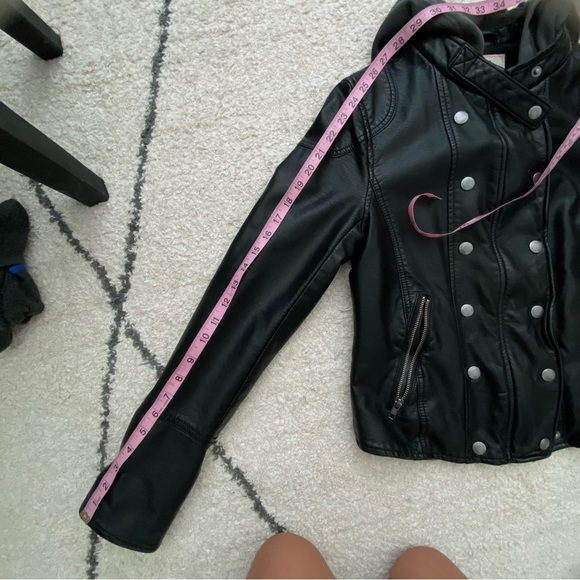 WE THE FREE Vegan Leather Jacket w/removable hood size small - Picture 12 of 15